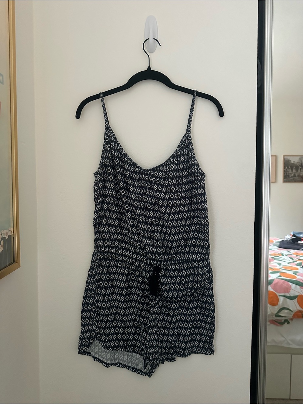 H&M Navy and White Patterned Beach Casual Spaghetti-Strap Romper
